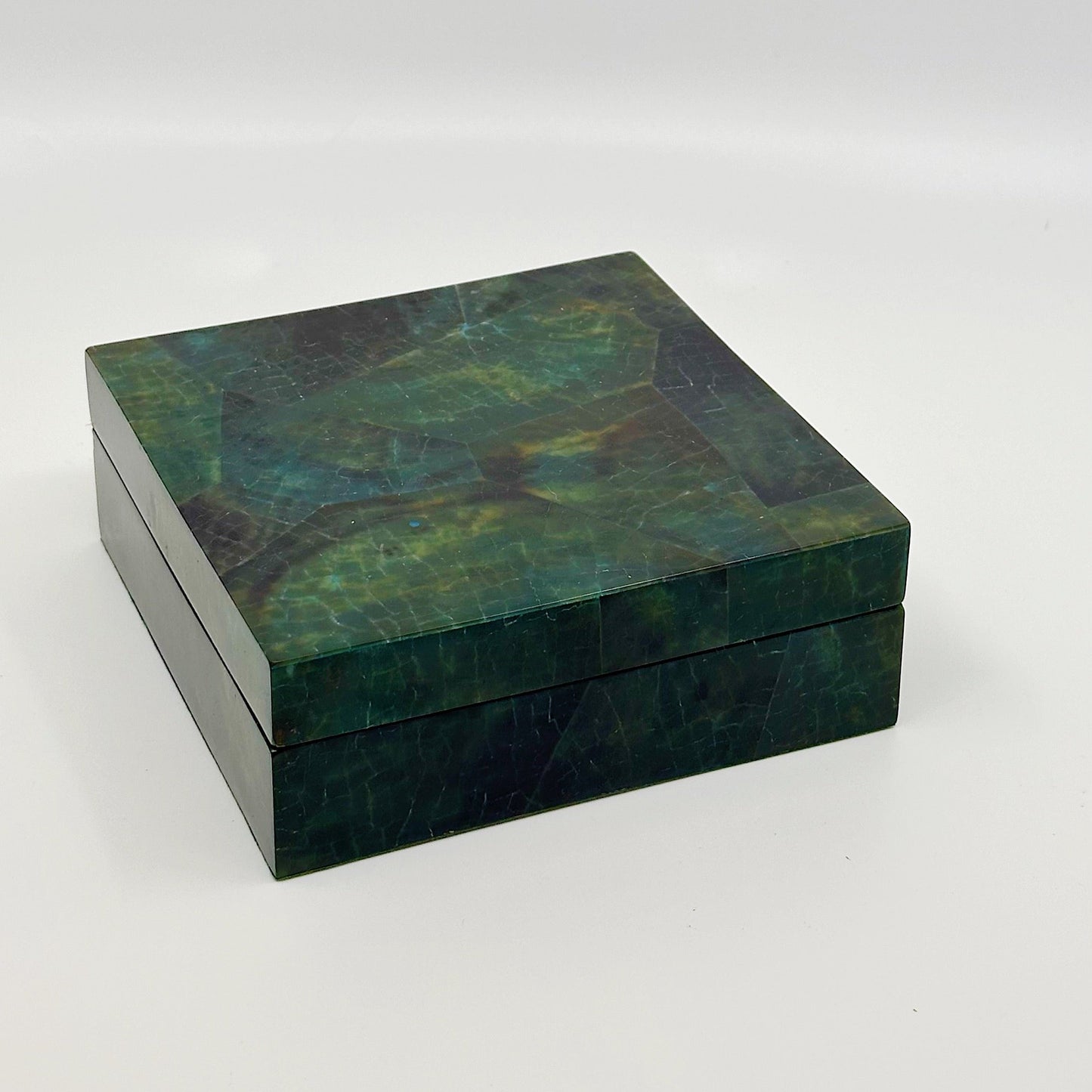 Green penshell gift box handcrafted by Filipino artisans — Kapalua Living